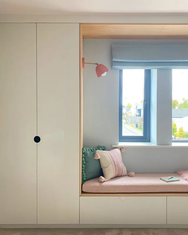 Window seat detail, and a good spot for contemplation 🧘‍♀️ #windowseat #bespokejoinery #interiordesignnottingham #myhousethismonth
#girlsbedroomdesign #contemplationspace 
#dailyhomeshare
#designupnorth
#interiorboom
#rockininteriors
#spotlightonmyhome
#styleithappy
#myhometrend
#thiscreativehome
#myhomevibe
#ukicyou
#howwedwell
#apartmenttherapy
#designsponge
#walltowallstyle
#myperiodhomestyle
#mycreativeinterior
#interiorsthatcrush